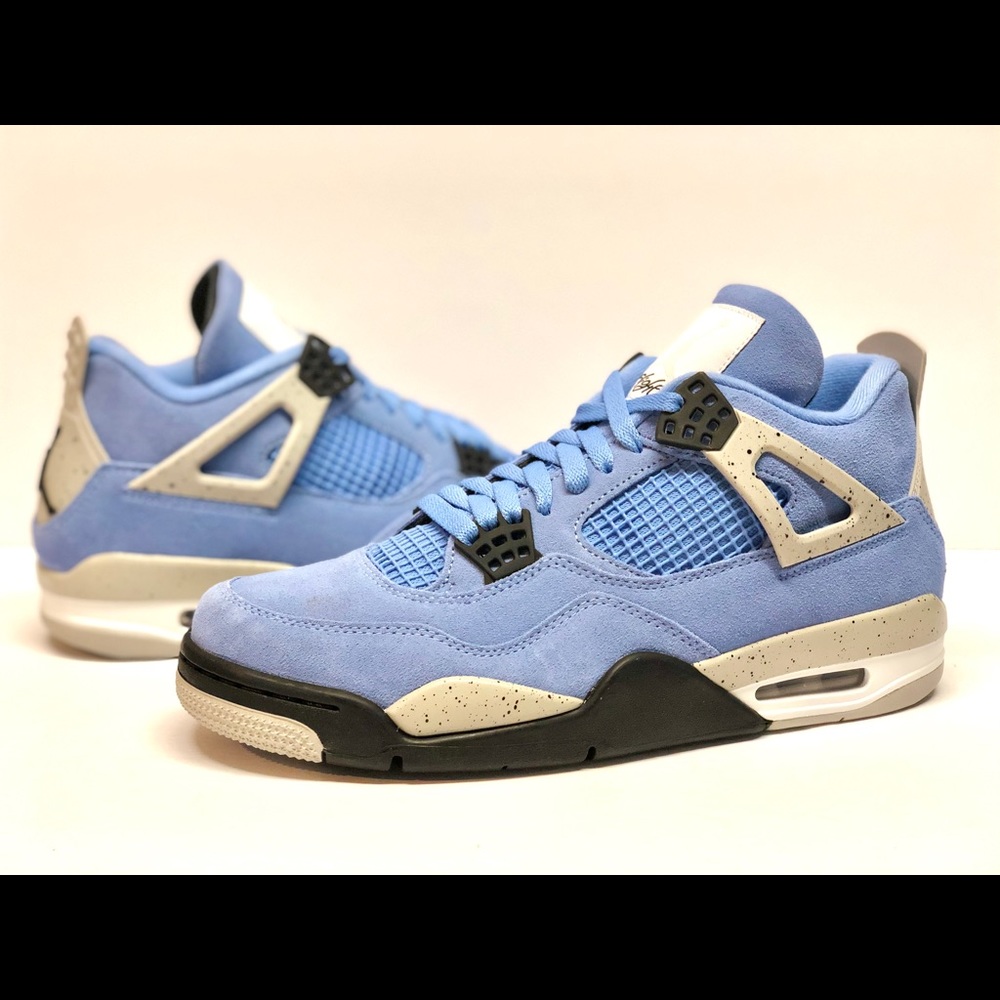 Air Jordan 4 Retro University Blue